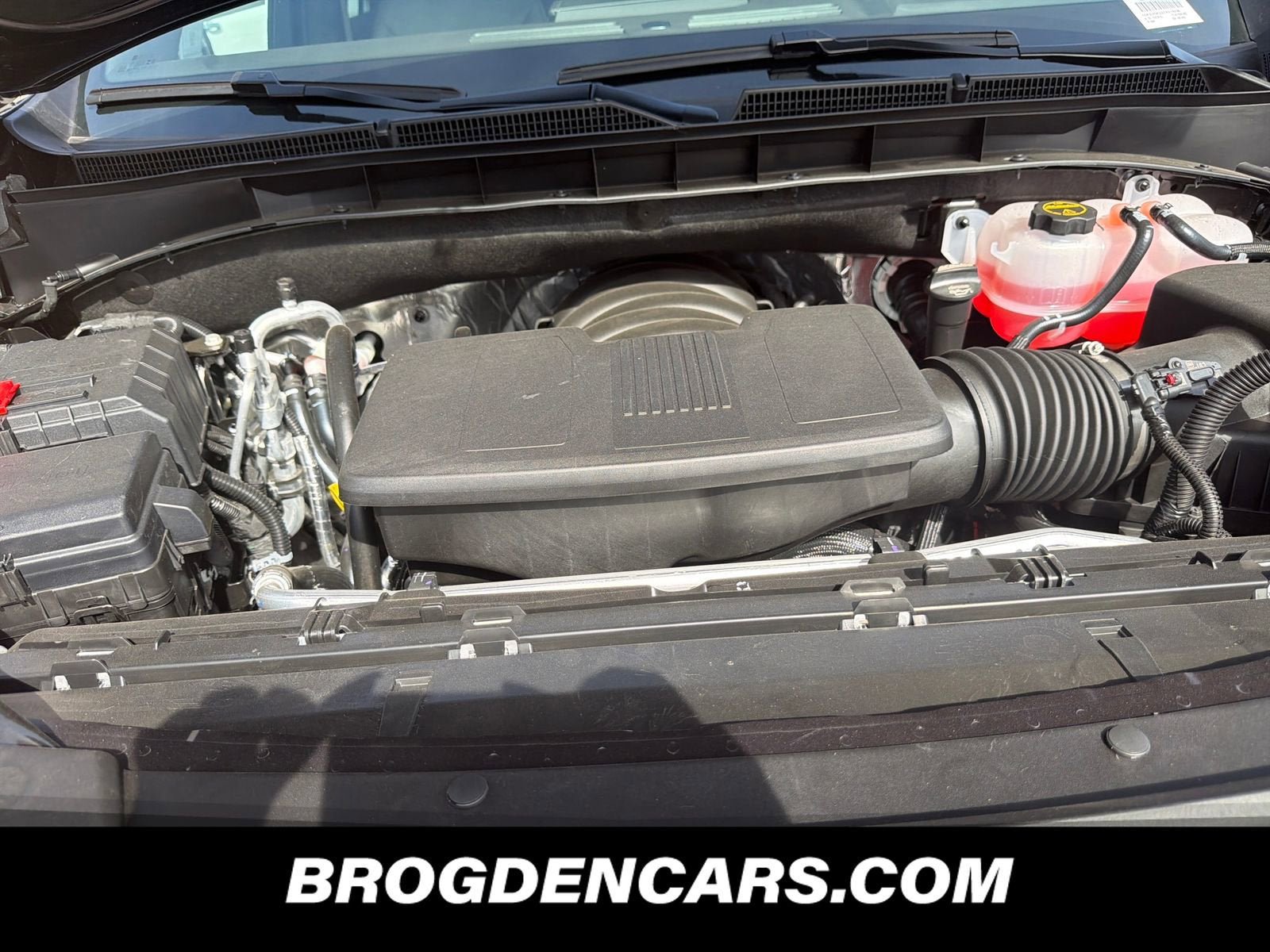 New 2026 GMC Yukon XL Elevation w/ LPO, Get Active Package image 10