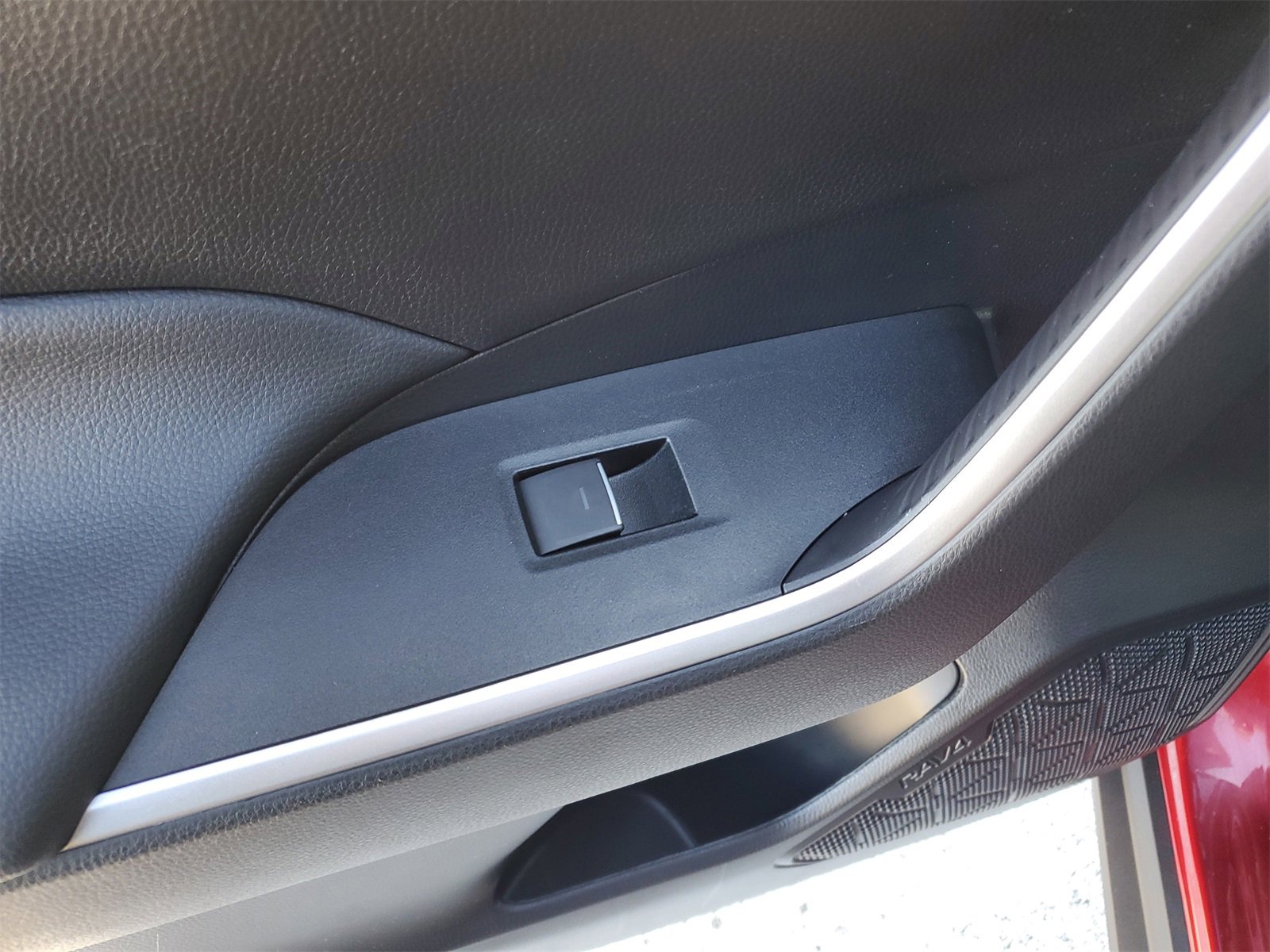 Certified 2024 Toyota RAV4 XLE image 15