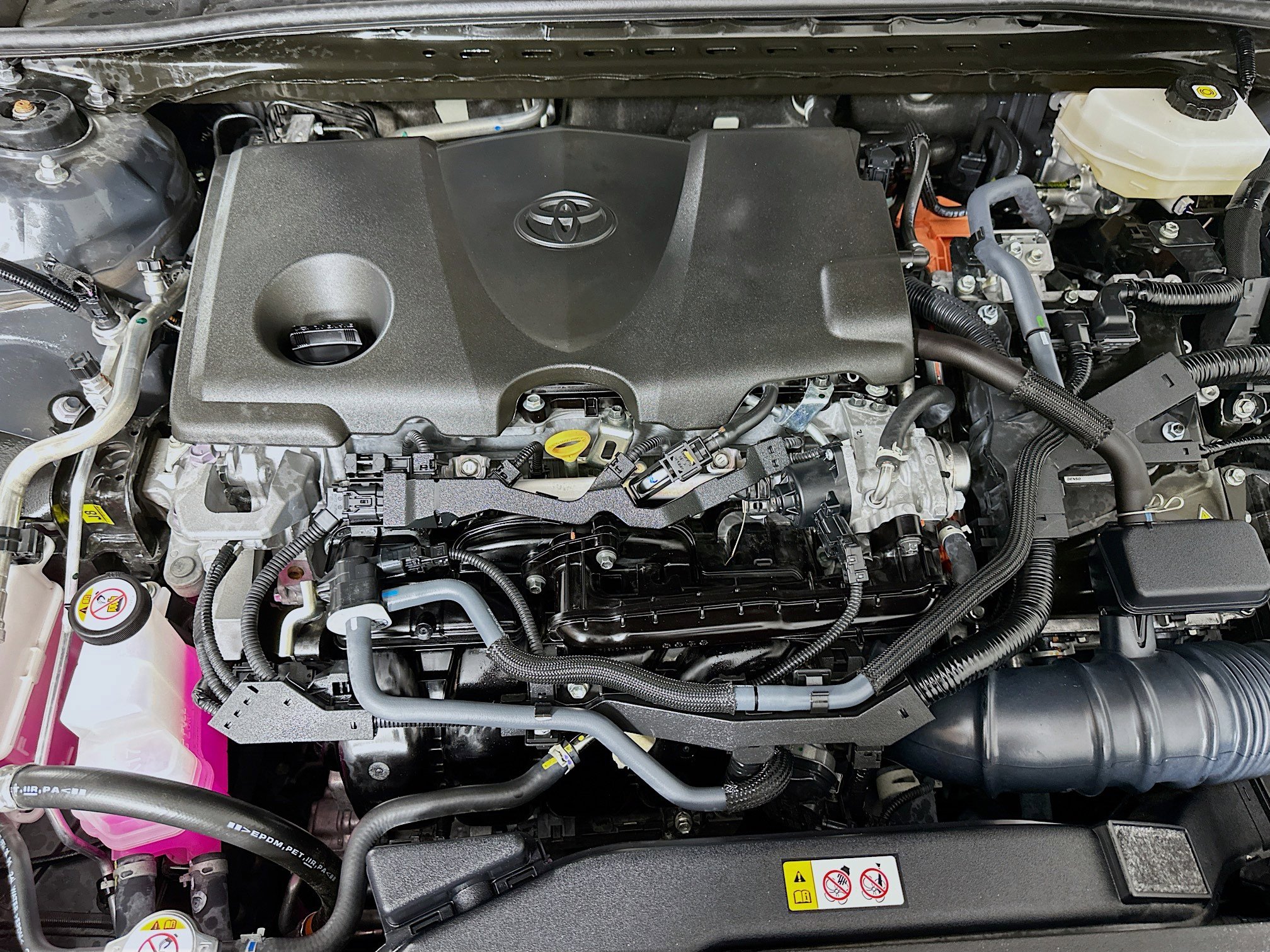 Used 2025 Toyota Camry LE image 33