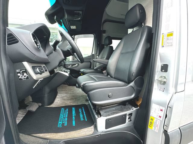 Used 2022 Mercedes-Benz Sprinter 2500 image 19
