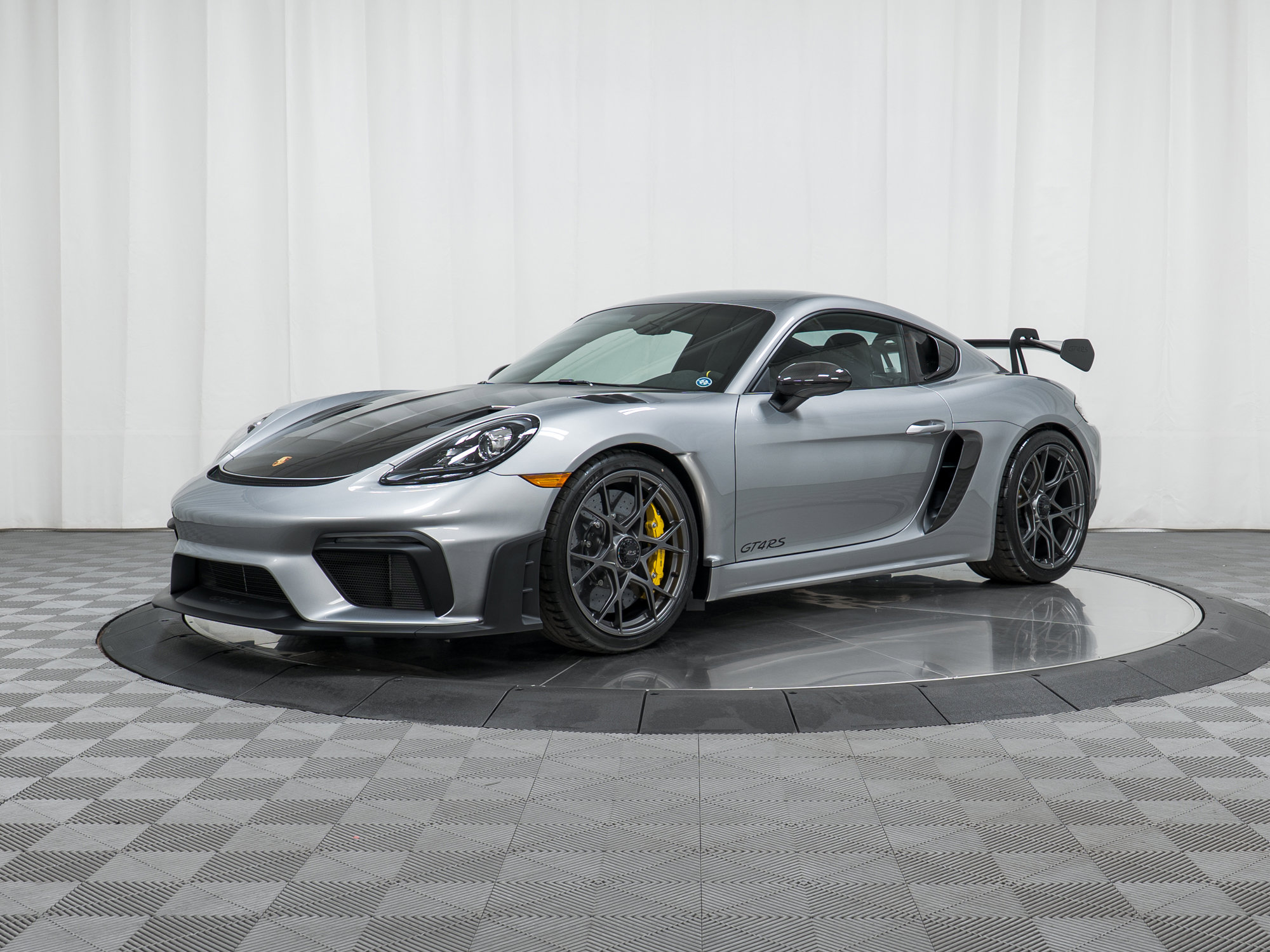 Used 2025 Porsche 718 Cayman GT4 RS image 1