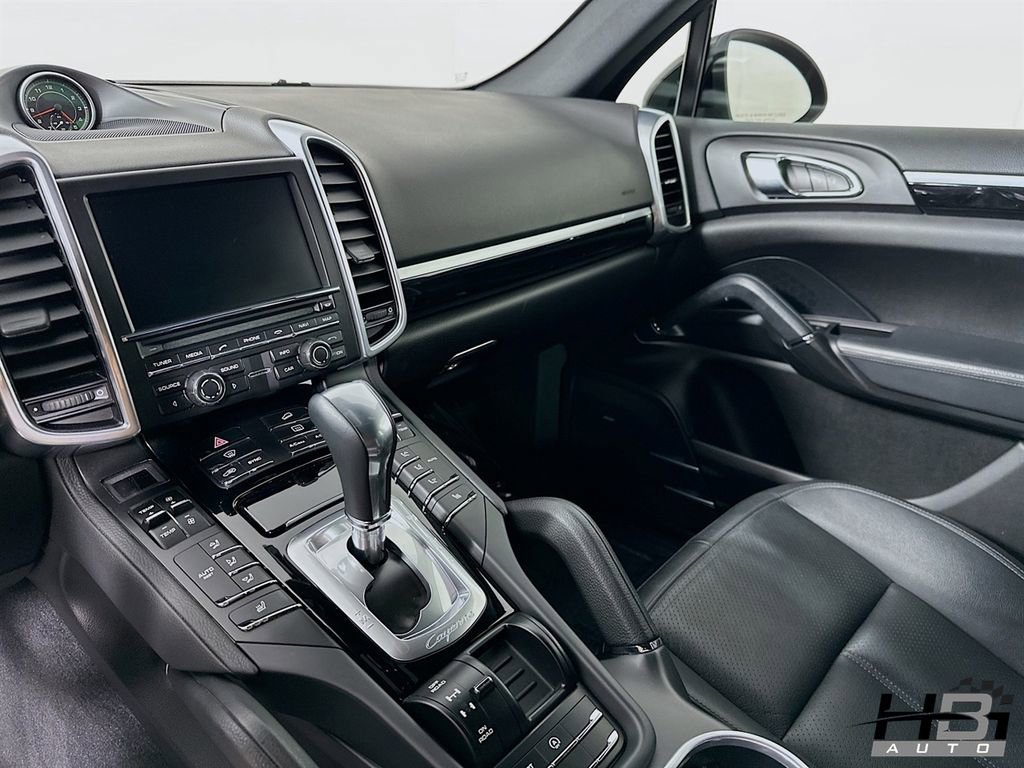 Used 2014 Porsche Cayenne image 17