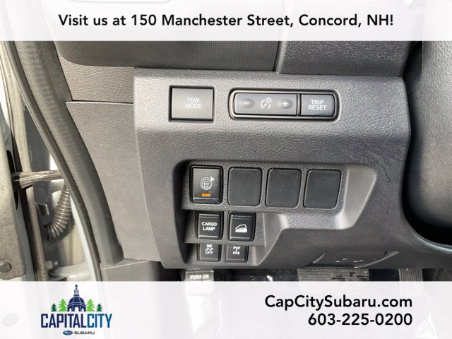 Used 2023 Nissan Frontier PRO-4X w/ Technology Package AWD/4WD image 24