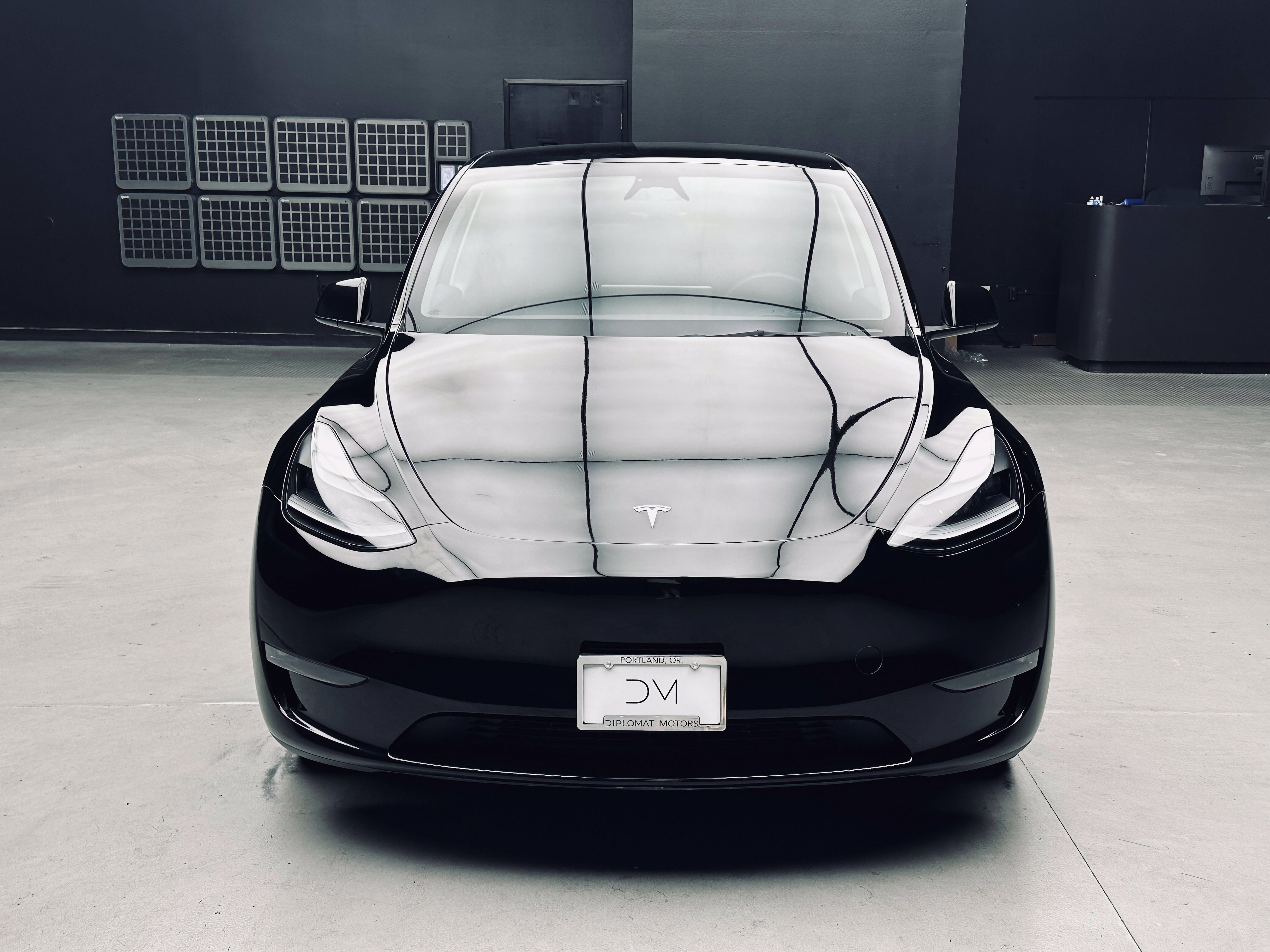 Used 2023 Tesla Model Y Long Range AWD/4WD image 11