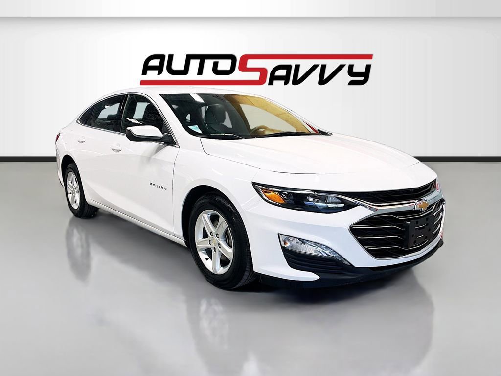 Used 2024 Chevrolet Malibu LT image 1