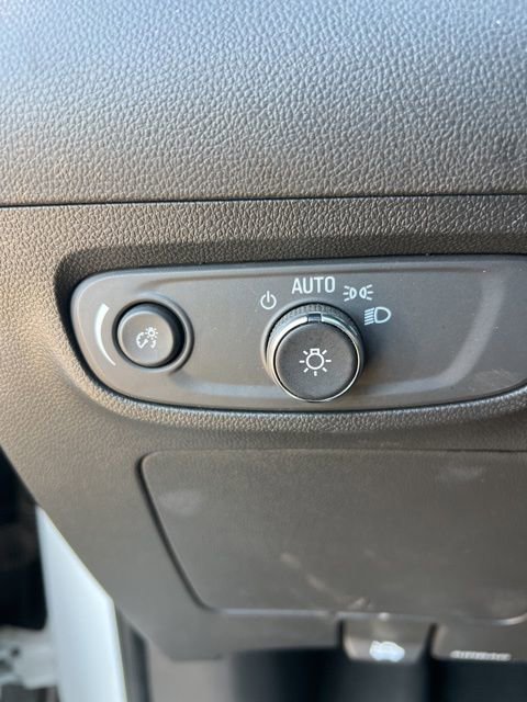 Used 2024 Buick Encore GX Sport Touring image 31