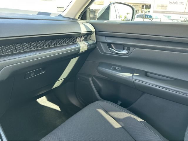 Used 2025 Honda CR-V LX image 17
