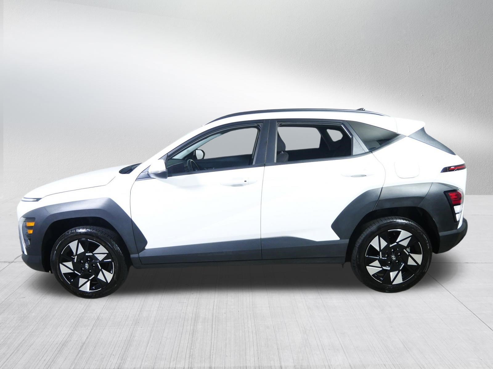 Used 2025 Hyundai Kona SEL AWD/4WD image 4