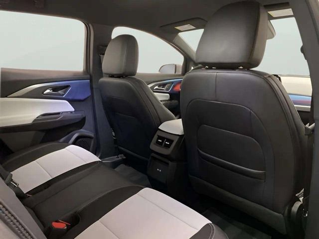 Used 2026 Chevrolet Equinox EV LT image 22