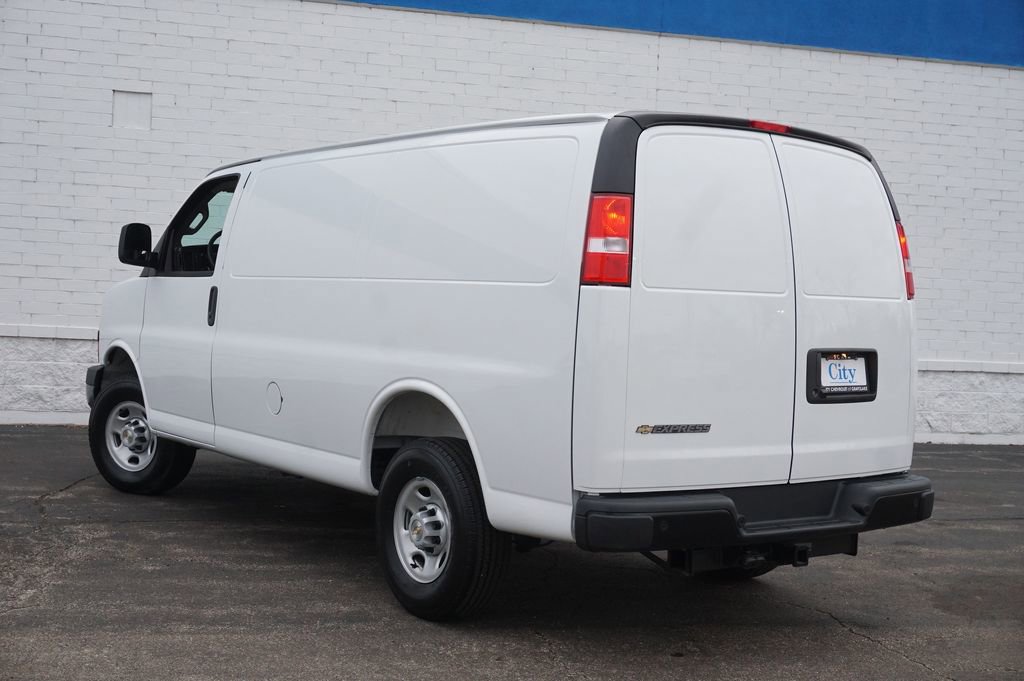 New 2025 Chevrolet Express 2500 w/ Driver Convenience Package RWD image 7