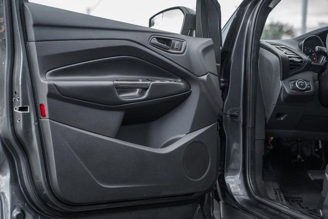 Used 2019 Ford Escape S image 29