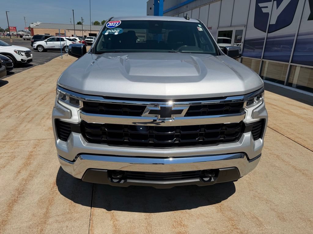 Used 2022 Chevrolet Silverado 1500 LT AWD/4WD image 6