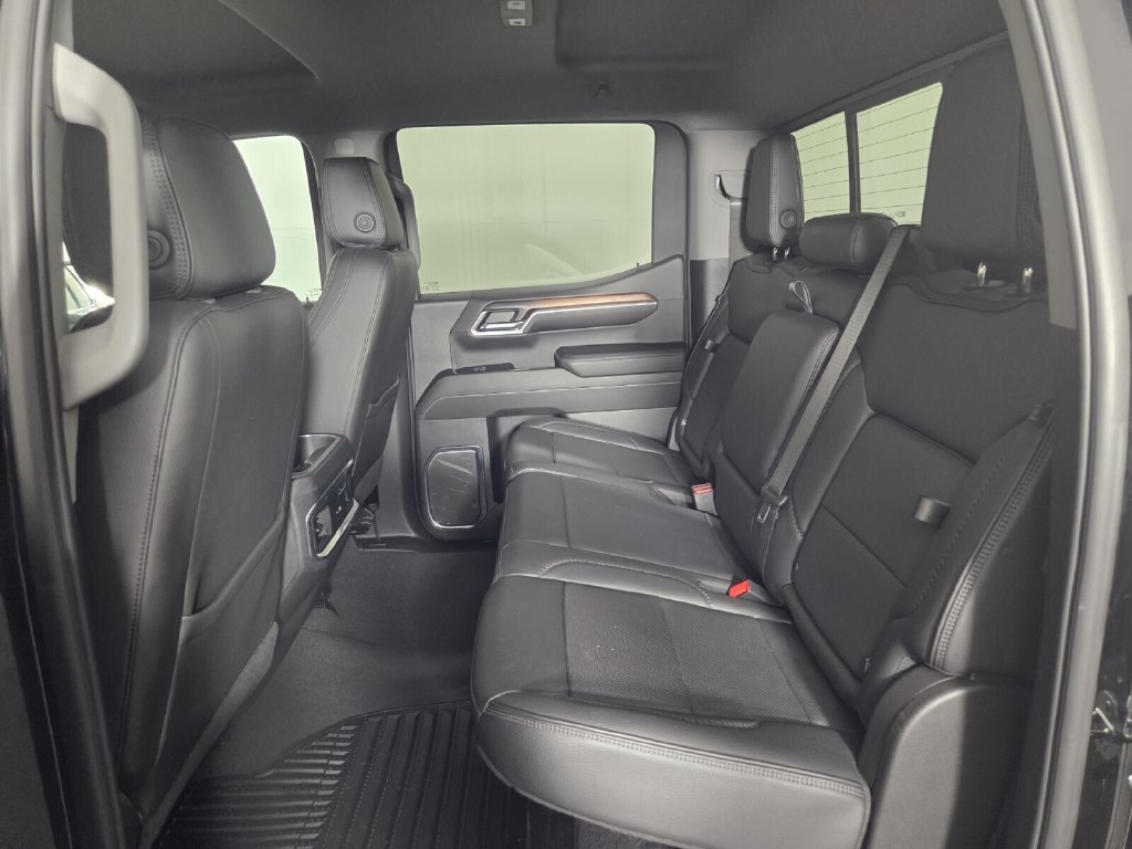 Used 2024 GMC Sierra 1500 Denali w/ Technology Package RWD image 25