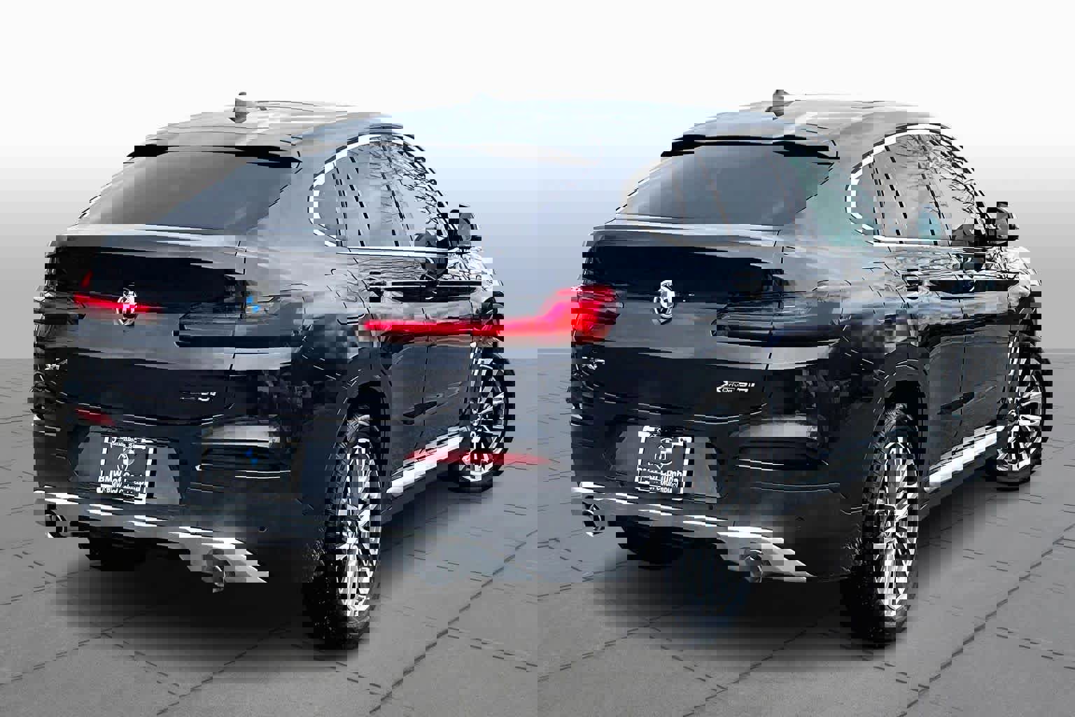 Used 2019 BMW X4 xDrive30i image 13