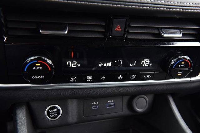 Certified 2023 Nissan Rogue SV image 15