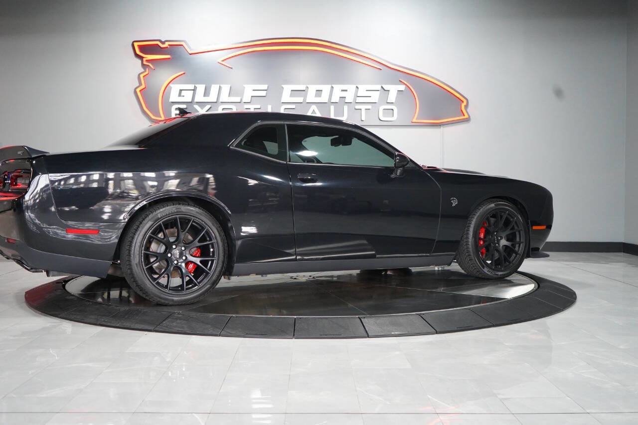 Used 2015 Dodge Challenger SRT Hellcat image 13