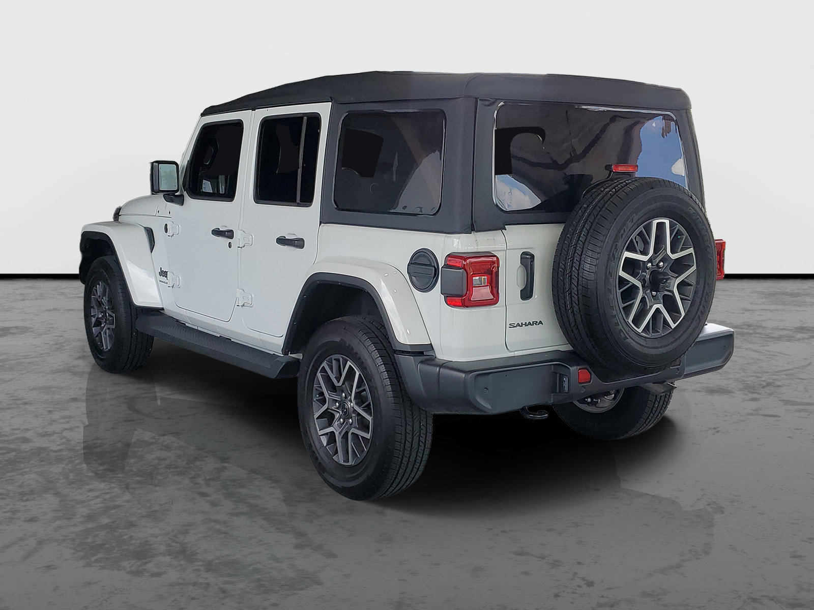 New 2025 Jeep Wrangler Unlimited Sahara w/ Safety Group AWD/4WD image 3