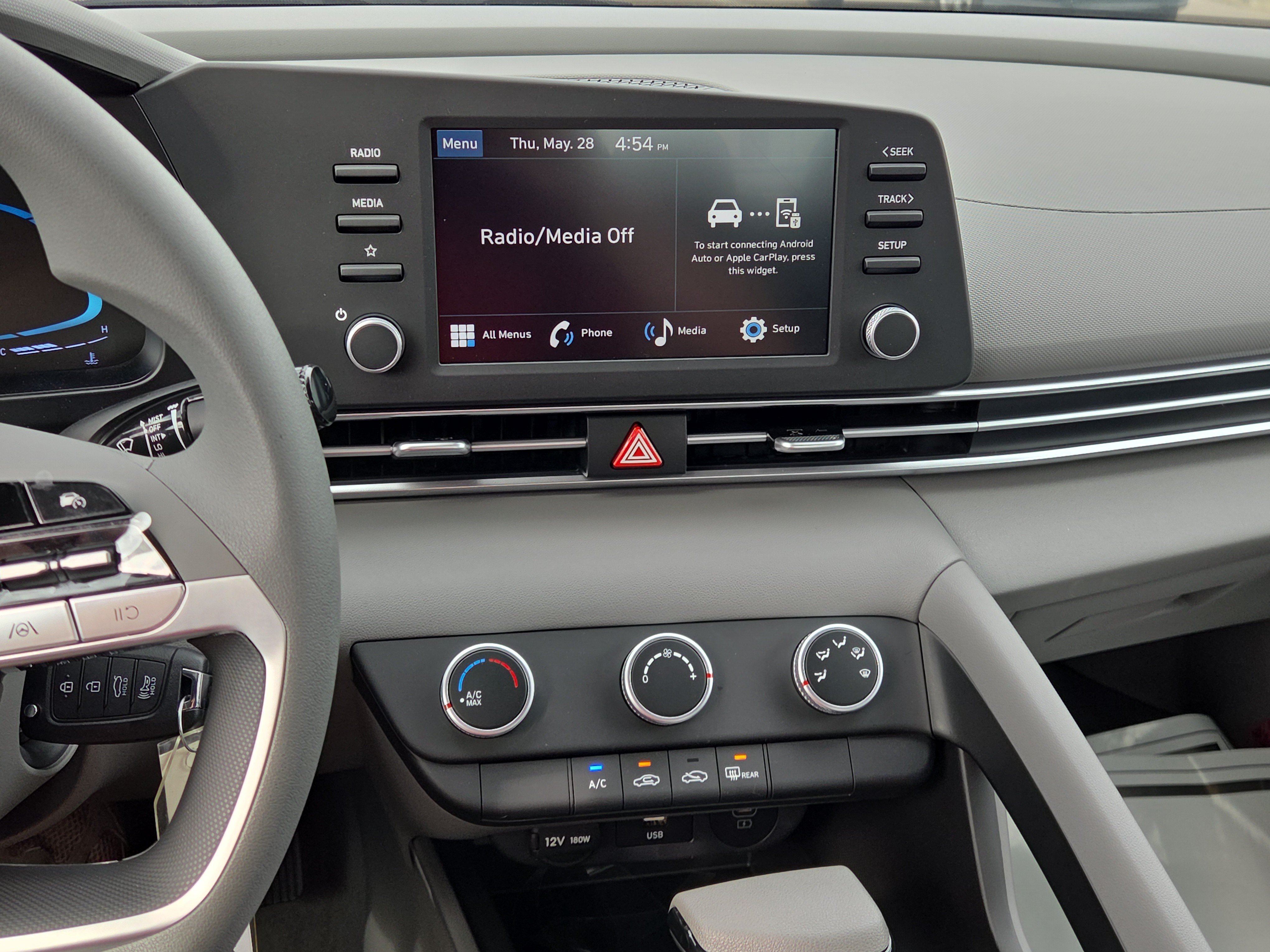 New 2026 Hyundai Elantra SE FWD image 12