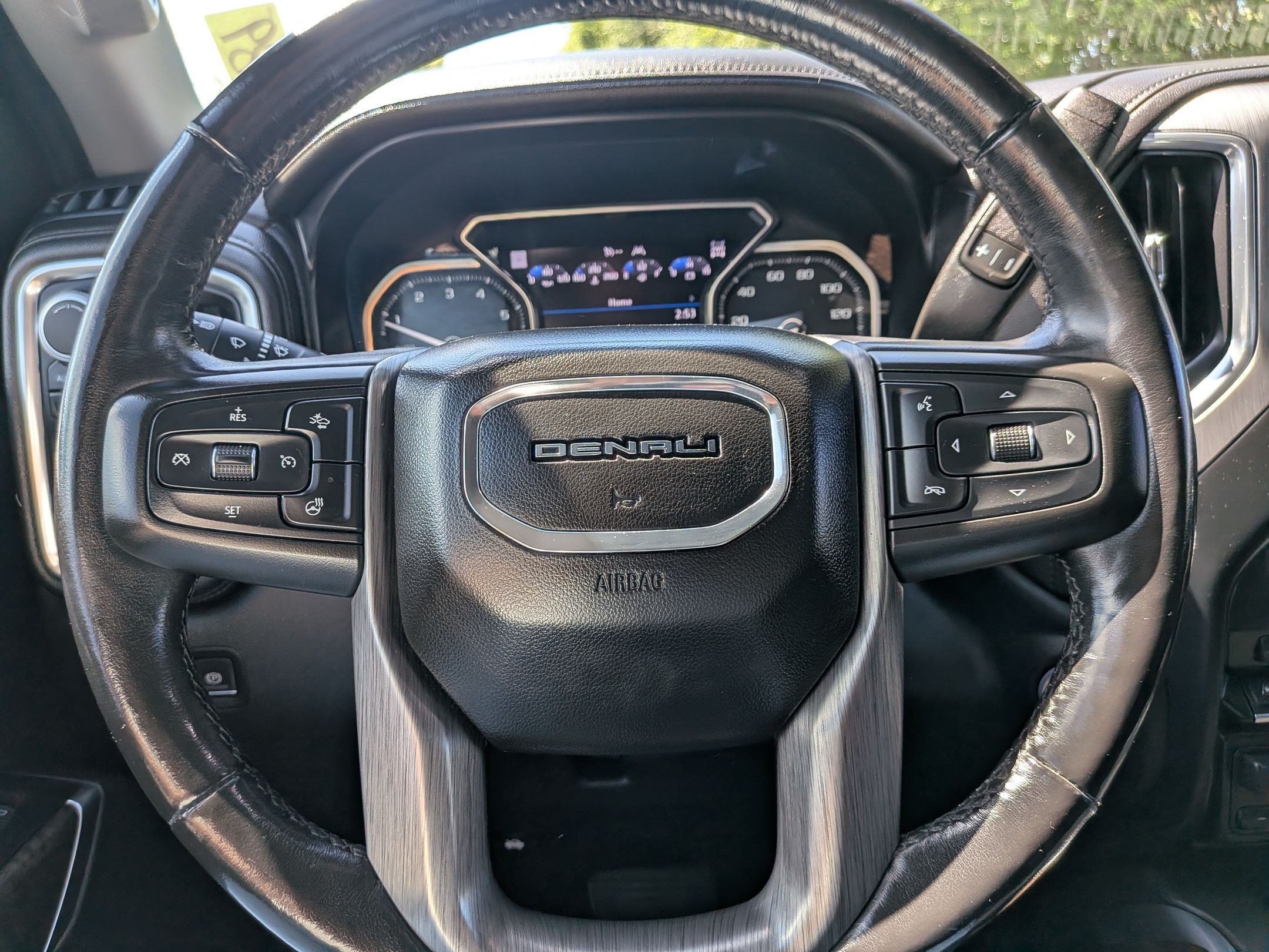 Used 2019 GMC Sierra 1500 Denali w/ Denali Ultimate Package AWD/4WD image 15