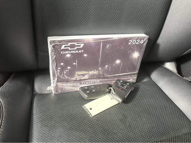Used 2024 Chevrolet Traverse RS w/ LPO, Floor Liner Package image 43