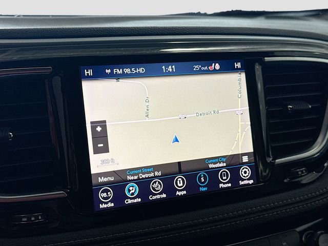 Used 2019 Chrysler Pacifica Limited w/ S Appearance Package image 14