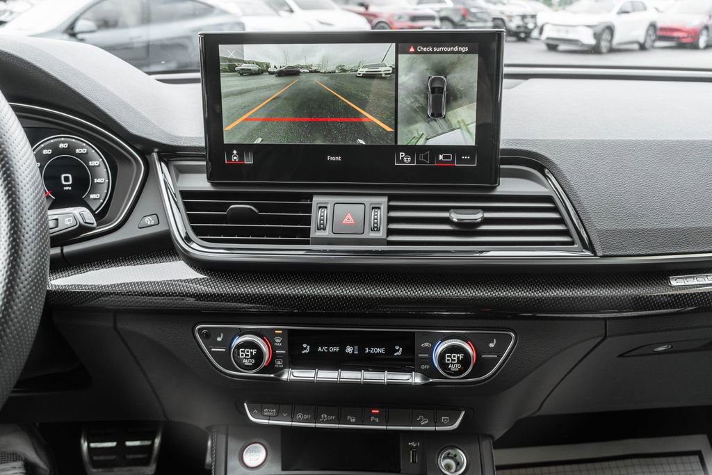 Used 2023 Audi SQ5 Prestige w/ Prestige Package AWD/4WD image 19