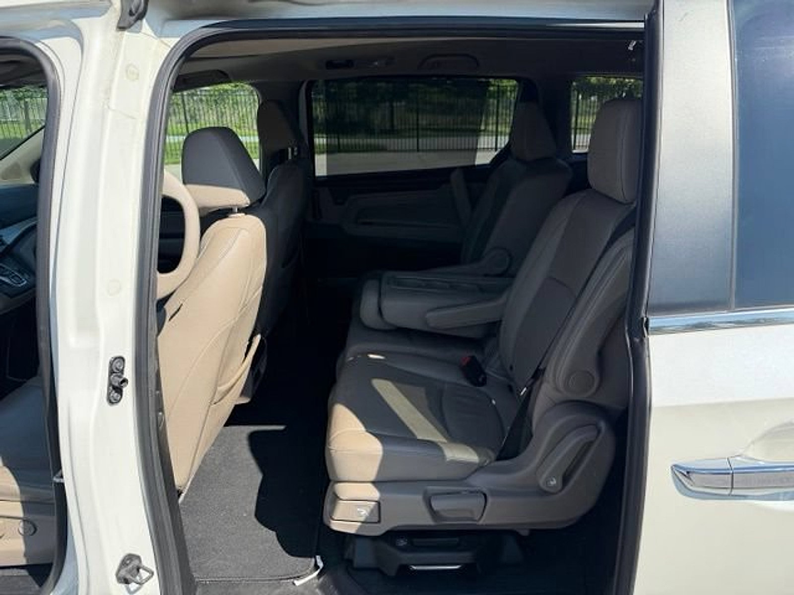Used 2019 Honda Odyssey EX-L image 11