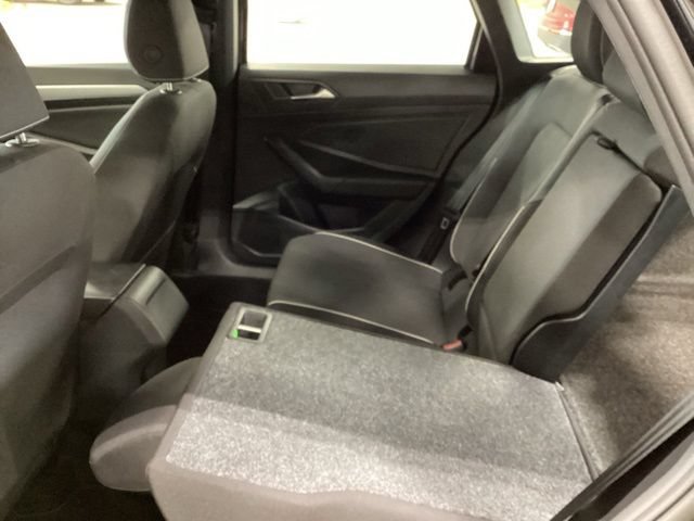 Used 2026 Volkswagen Jetta Sport FWD image 14