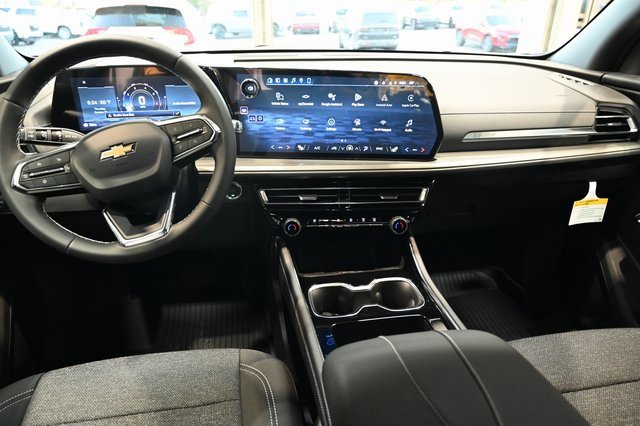 New 2026 Chevrolet Traverse LT w/ LPO, Floor Liner Package image 13