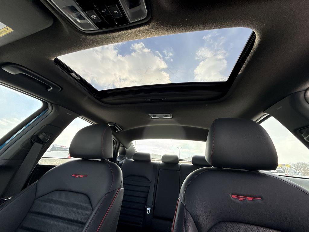 Used 2023 Kia Forte GT w/ GT2 Package image 16