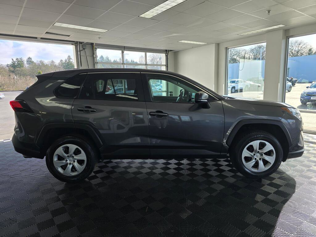 Used 2025 Toyota RAV4 LE image 2