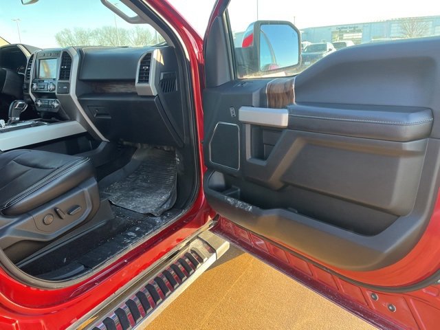 Used 2019 Ford F150 Lariat w/ Equipment Group 502A Luxury image 22