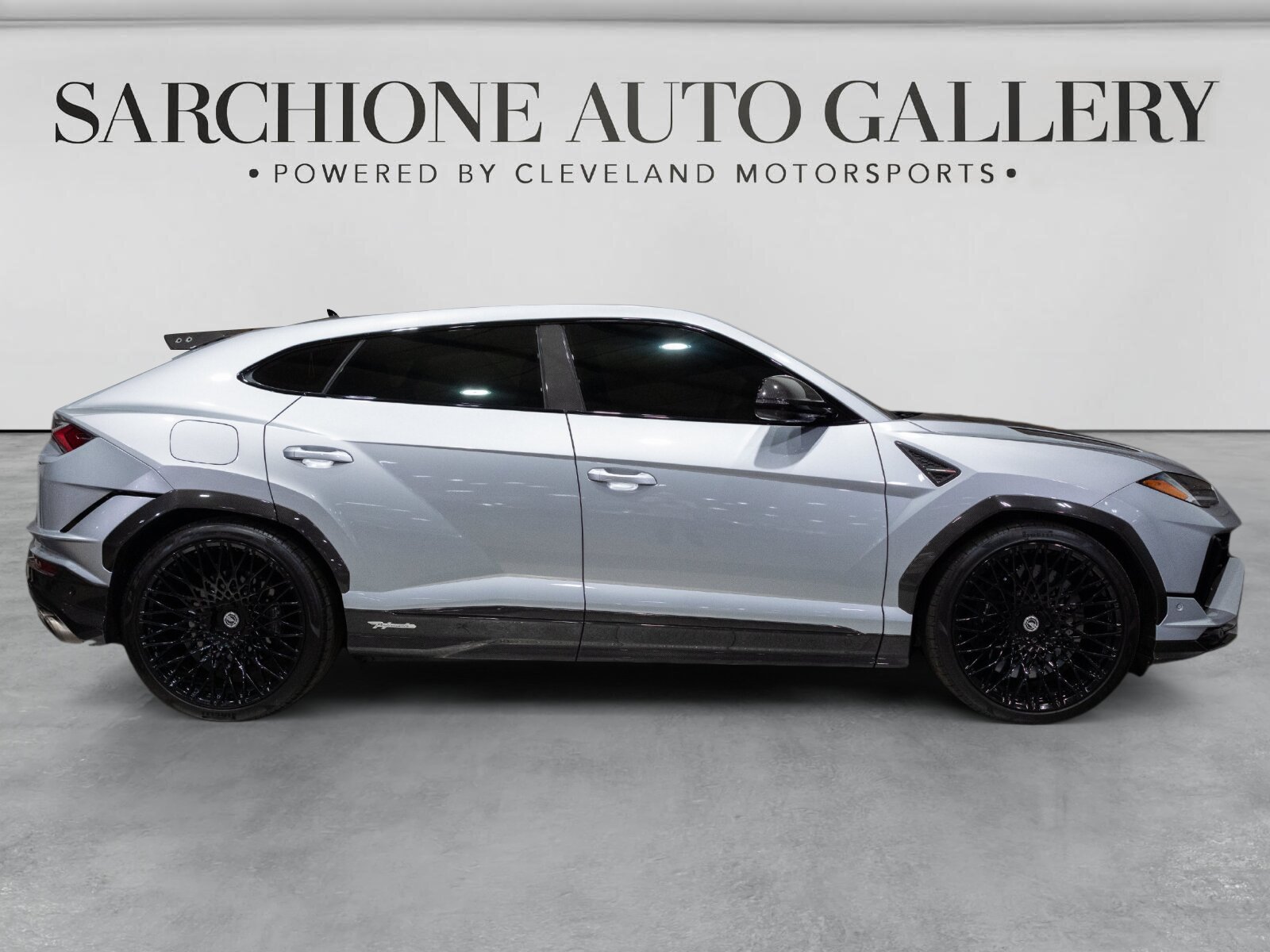 Used 2023 Lamborghini Urus Performante AWD/4WD image 44