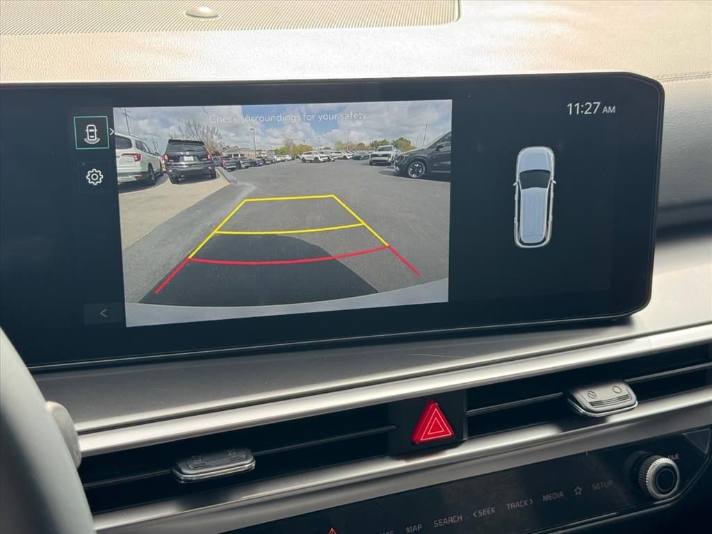 Certified 2025 Kia Sorento S w/ Panoramic Sunroof Package image 24