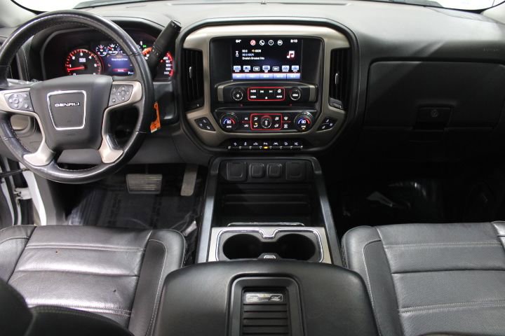 Used 2016 GMC Sierra 1500 Denali w/ Denali Ultimate Package AWD/4WD image 2