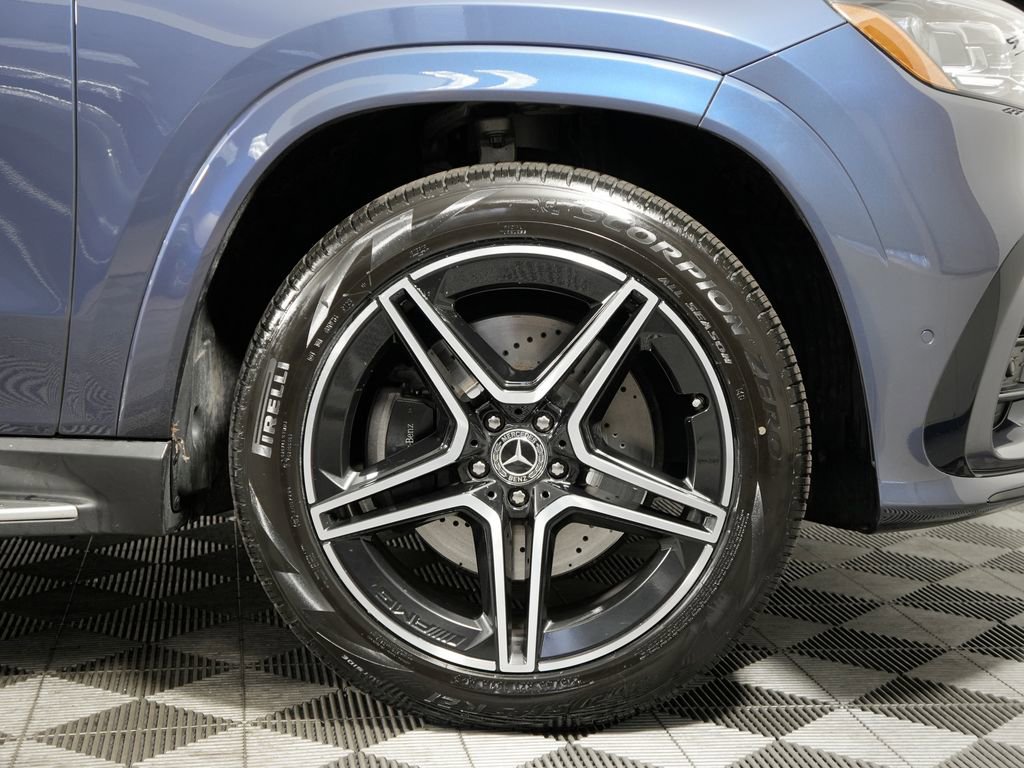 Certified 2024 Mercedes-Benz GLS 450 4MATIC image 12
