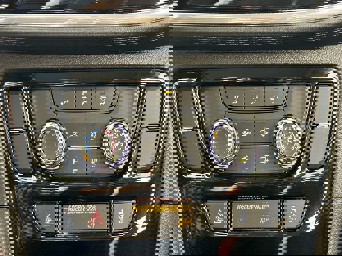 Used 2018 Buick Encore Preferred image 15