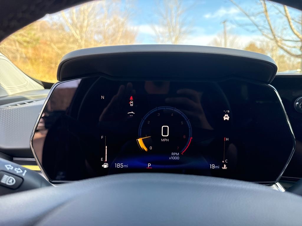 New 2025 Chevrolet Trax LT w/ Driver Confidence Package image 13