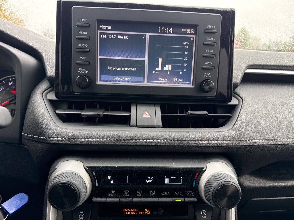 Used 2019 Toyota RAV4 LE w/ All Weather Liner Package AWD/4WD image 26