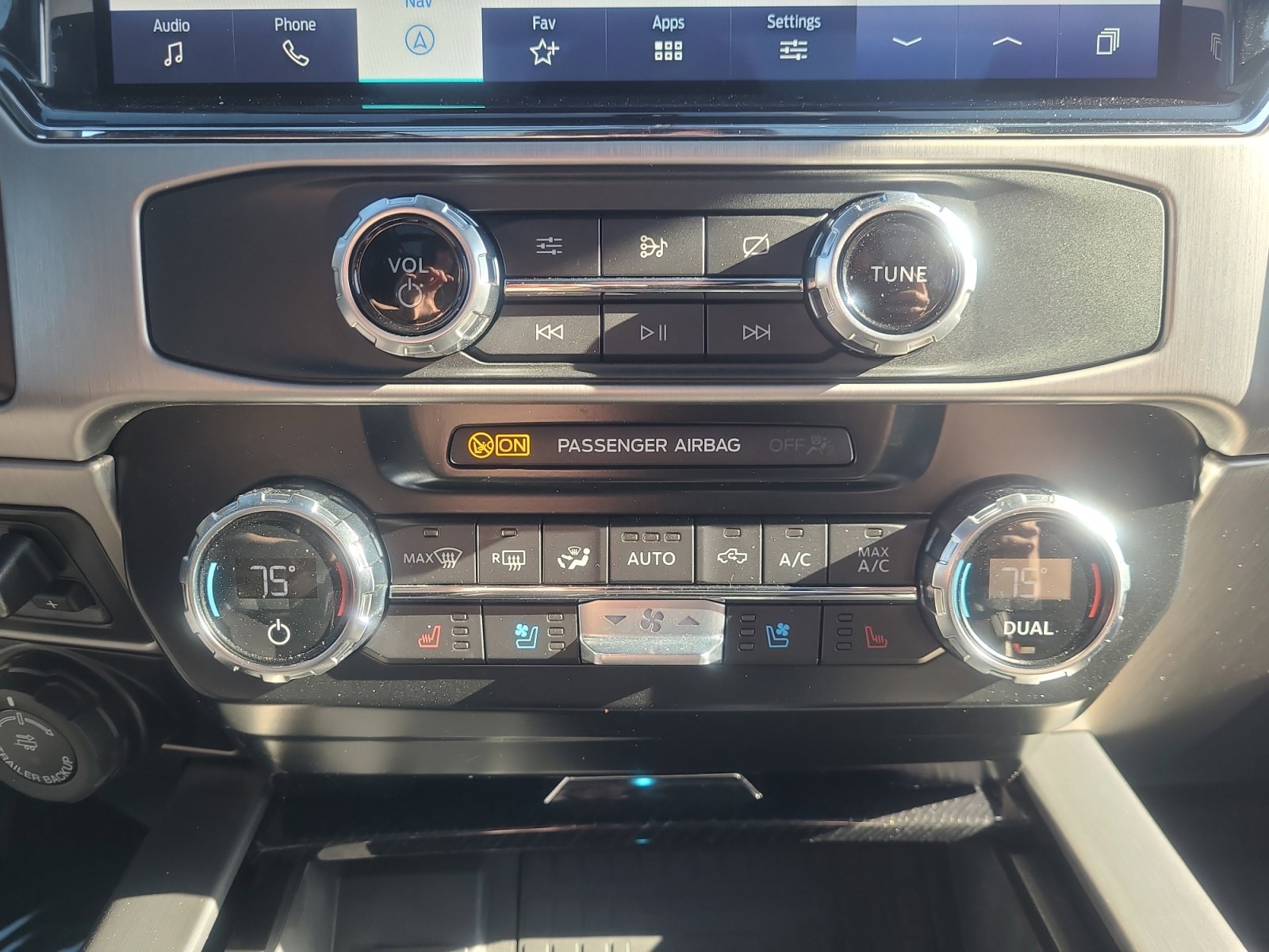 Used 2022 Ford F350 Platinum image 31