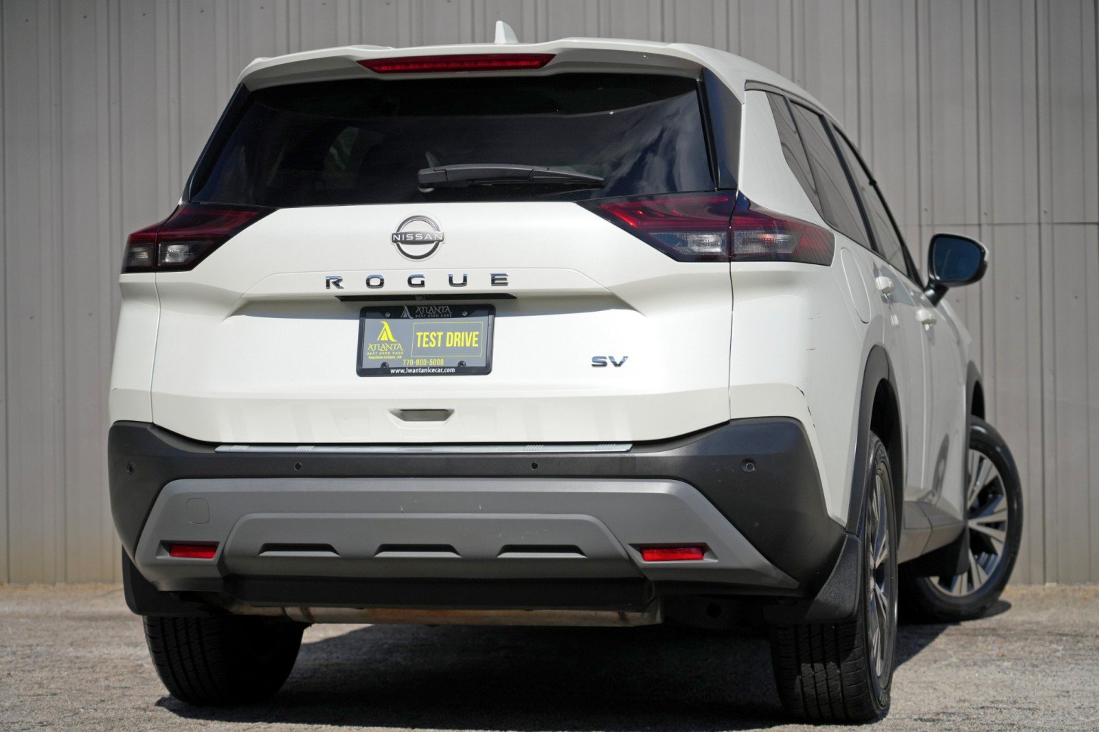 Used 2022 Nissan Rogue SV FWD image 4