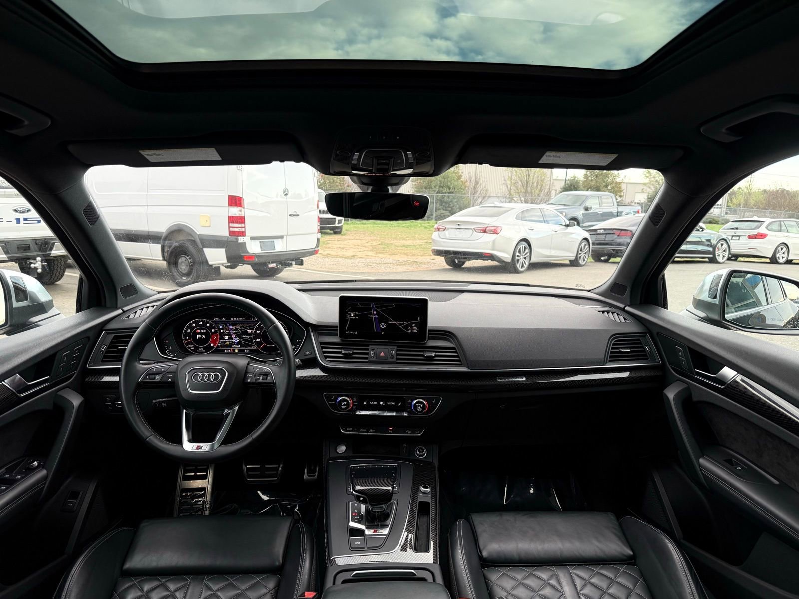 Used 2018 Audi SQ5 Premium Plus w/ Navigation Package AWD/4WD image 2