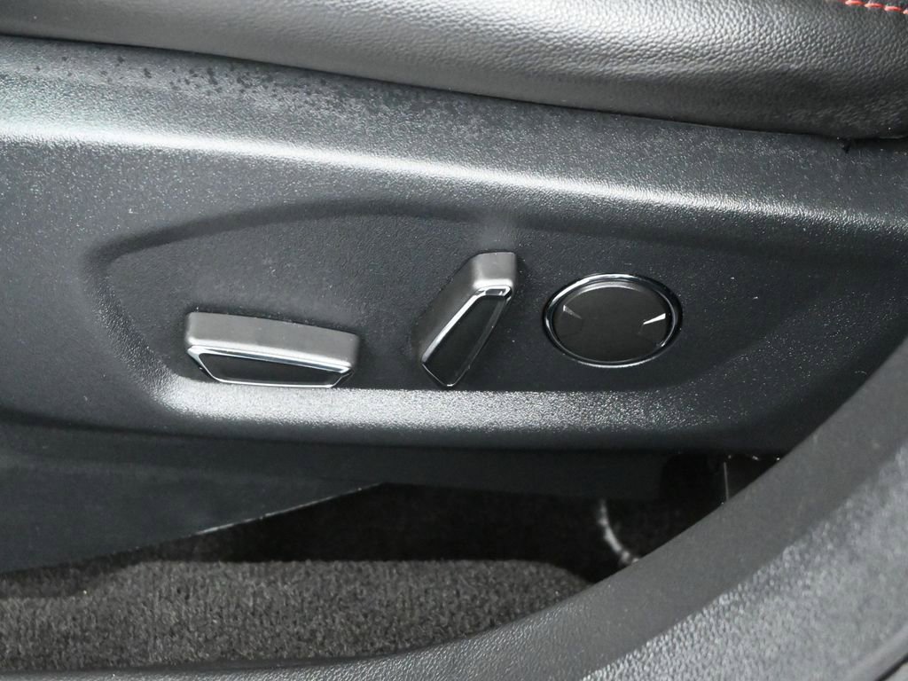 Certified 2018 Ford Explorer Sport w/ Equipment Group 401A image 13