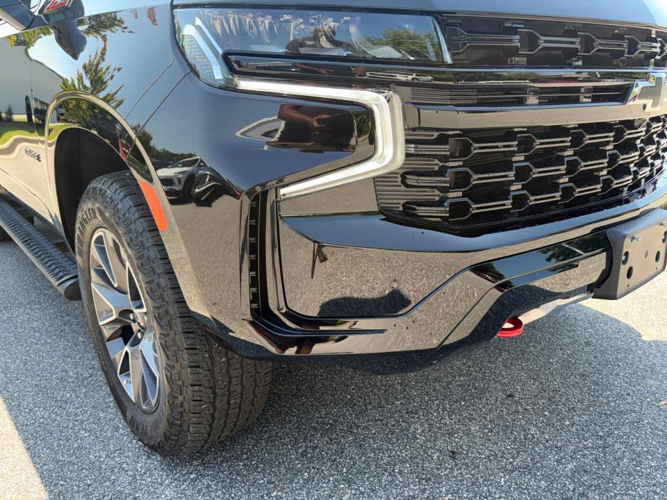 Certified 2023 Chevrolet Tahoe Z71 w/ Luxury Package AWD/4WD image 24
