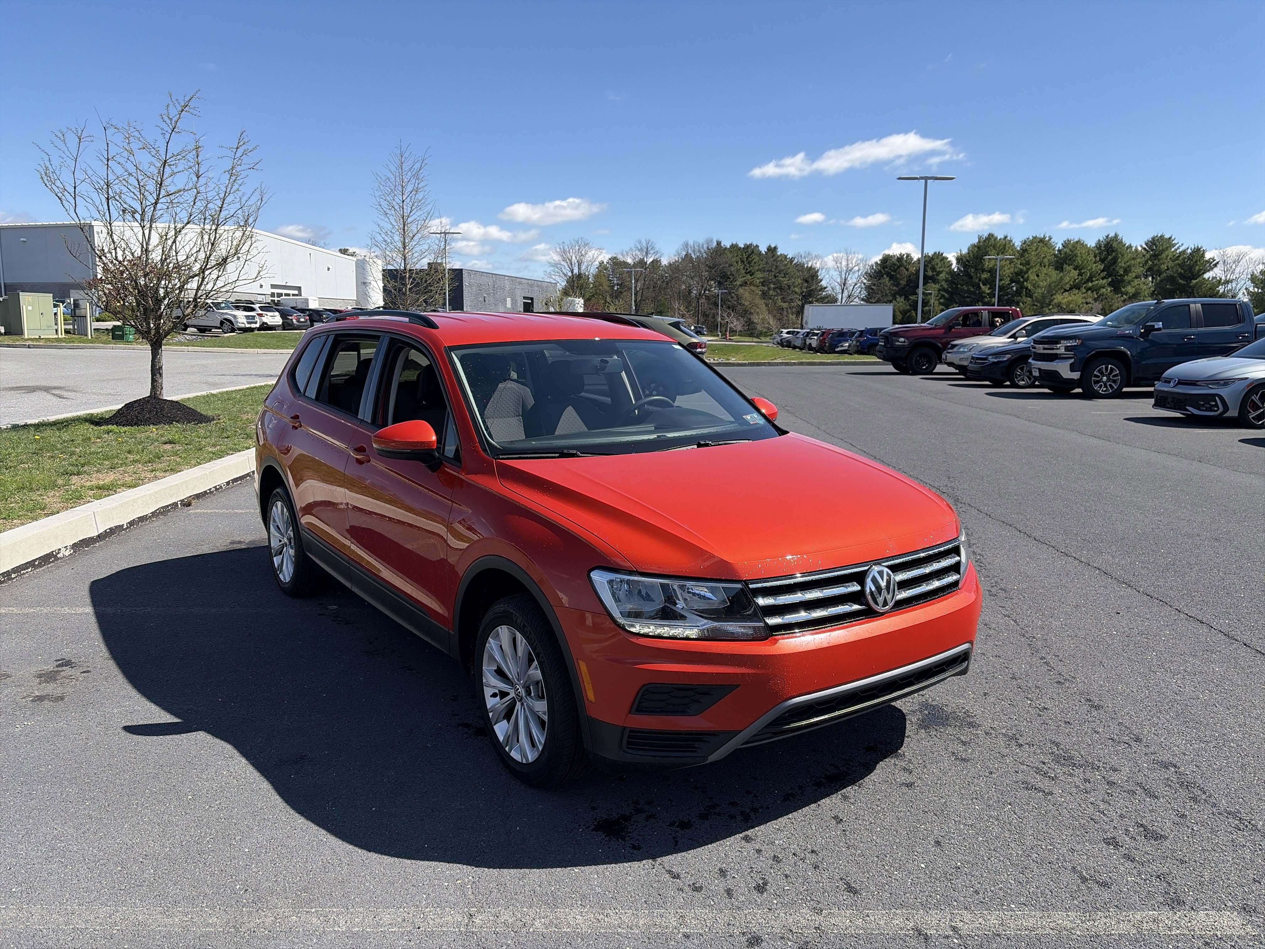 Used 2019 Volkswagen Tiguan S w/ 3rd Row Seat Package image 3