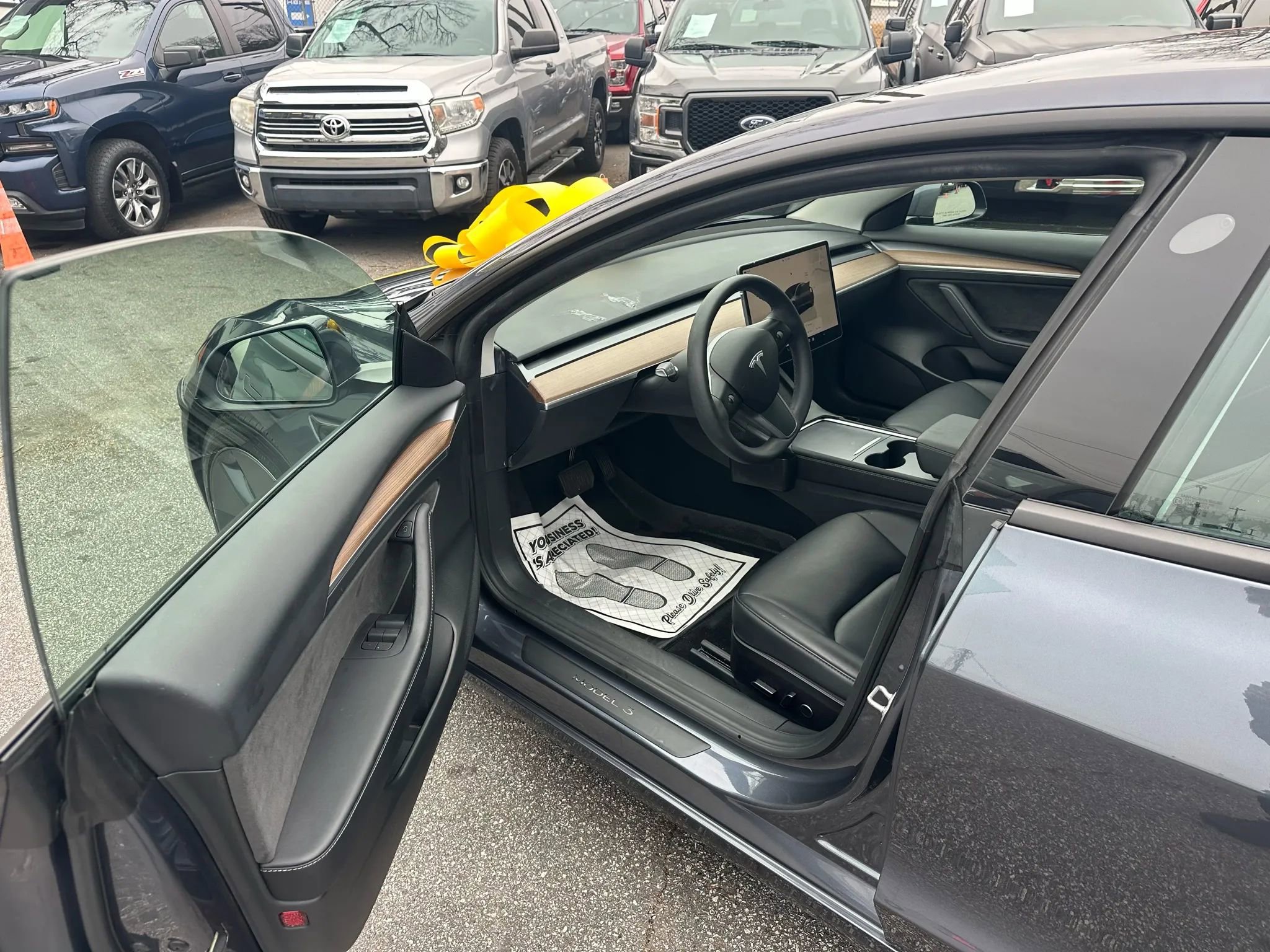Used 2023 Tesla Model 3 Standard Range RWD image 17