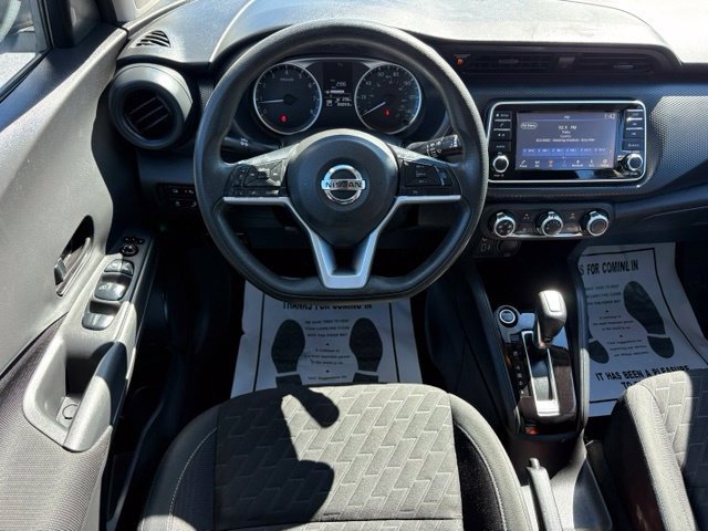 Used 2021 Nissan Kicks S FWD image 12