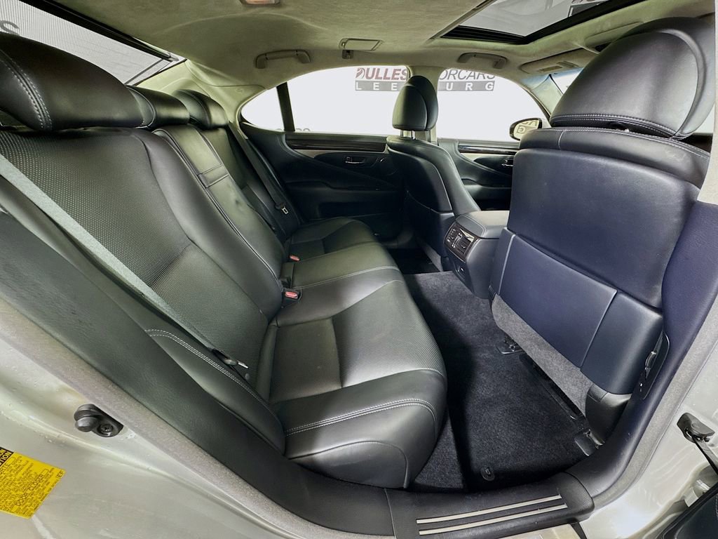 Used 2014 Lexus LS 460 AWD w/ Comfort Package image 29