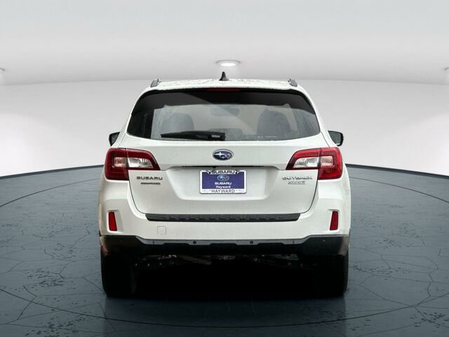 Used 2017 Subaru Outback 2.5i Touring image 5