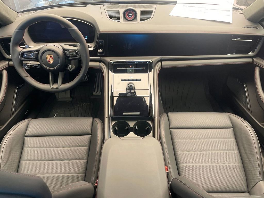 New 2026 Porsche Panamera GTS image 19